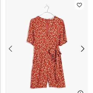 Madewell Wrap-Front Romper in Daisy Field Size 2
